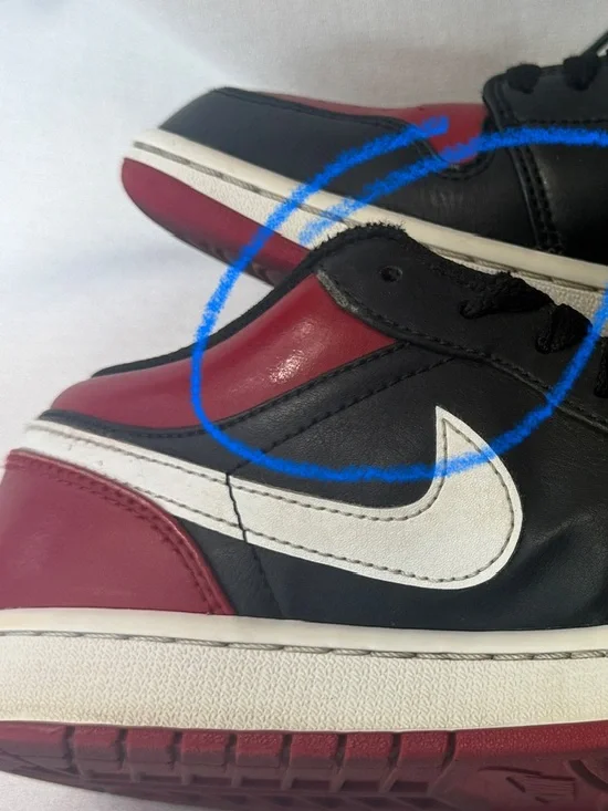 Men’s Air Jordan 1 Low (553558-066) - Picture 6 of 11